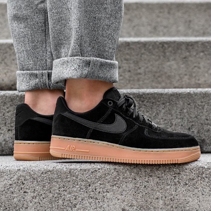 tenis nike air force suede