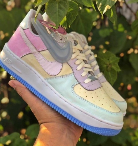 tenis nike muda de cor