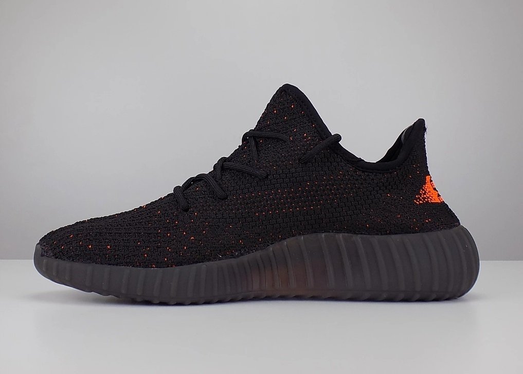 yeezy boost 350 preto e laranja