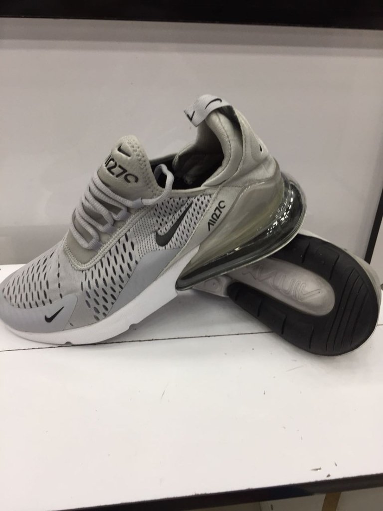 nike air 270 cinza