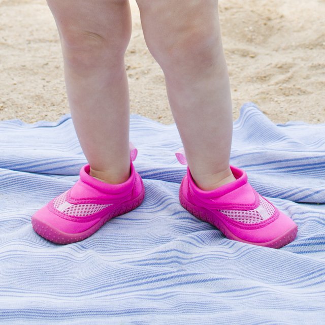 ZAPATILLAS PARA EL AGUA IPLAY ROSA - Comprar en Babybam