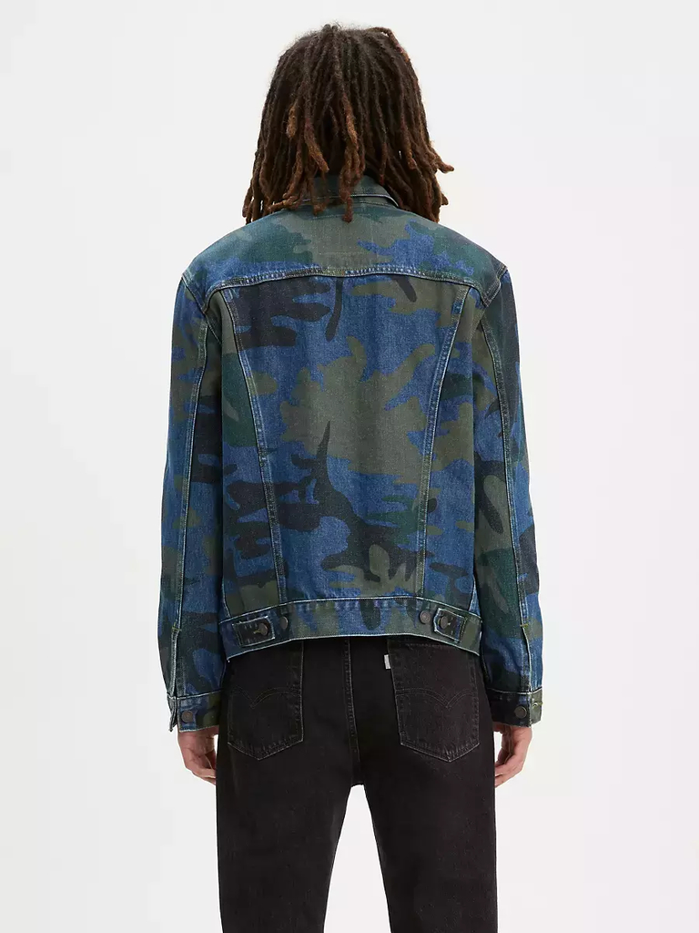 camiseta levis camuflada