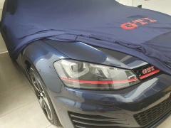 Capa Volkswagen Golf GTI na internet