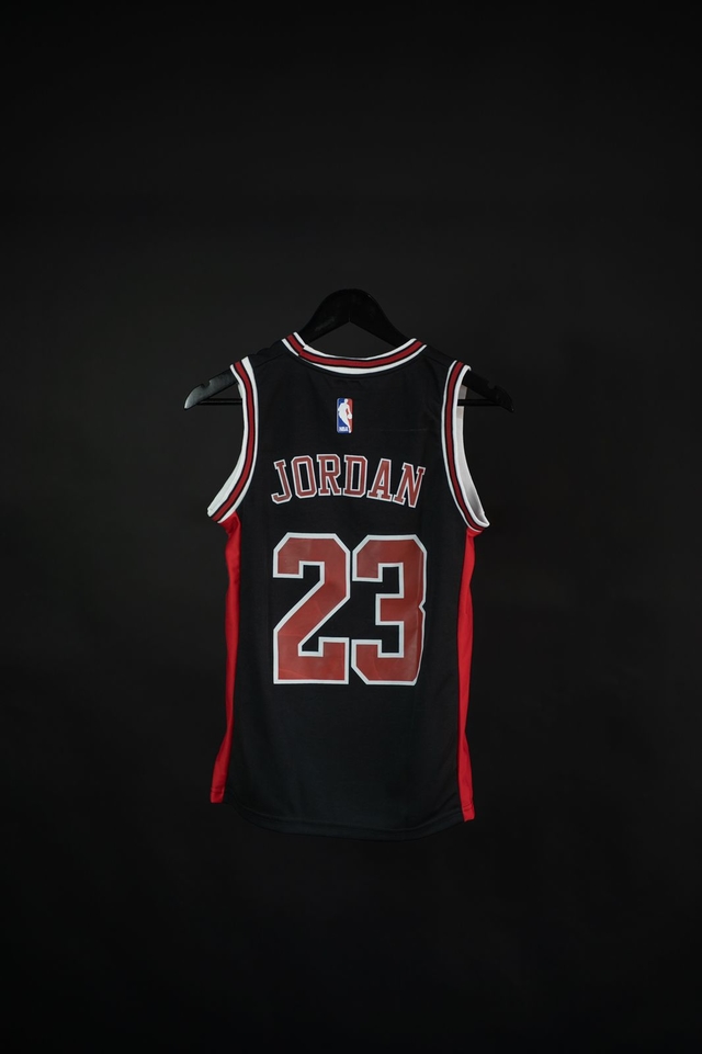 Camiseta Bulls Jordan (23 ) Negra - Paulina Nin