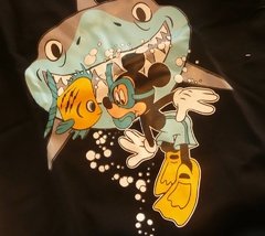 Set conjunto mickey mouse con tiburon pijama remera negro y short - comprar online