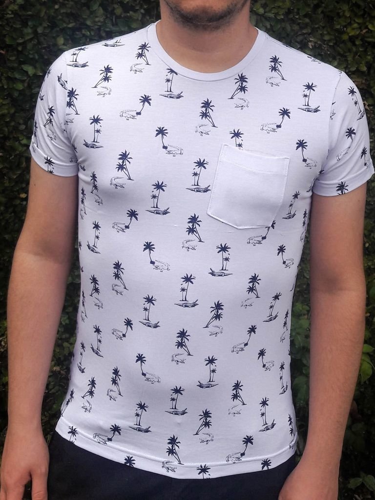 camisa estampa coqueiro