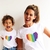 Camiseta mãe e filha arco íris na internet