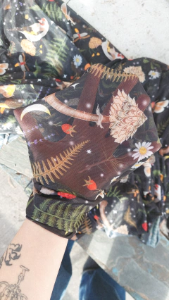 Polera Microtul Botánica en internet