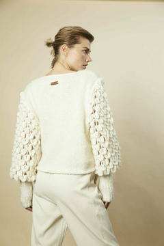 SWEATER VERONA MOHAIR TEJIDO A MANO (PRE - ORDER)