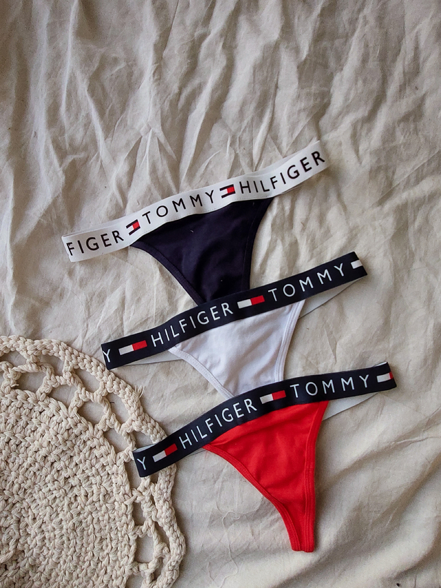 Conjunto Tommy Hilfiger - Comprar en indira lingerie