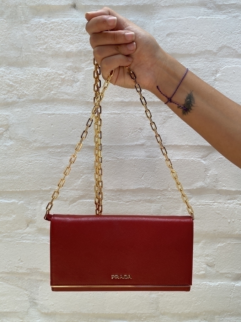prada bolsa poshmark