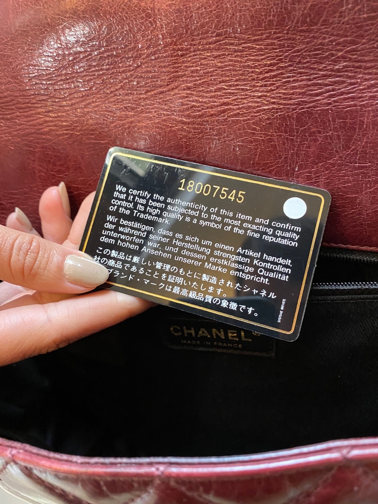 hologram in chanel bolsas