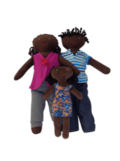 Familia de muñecxs en internet