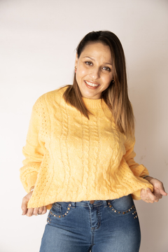 Sweater Olivia Amarillo en internet