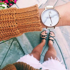 Shengke Relógio Feminino de Couro À Prova D'Água, Design Simples e Elegante, Quartzo, Relógio de Pulso Para Mulheres, Branco - comprar online