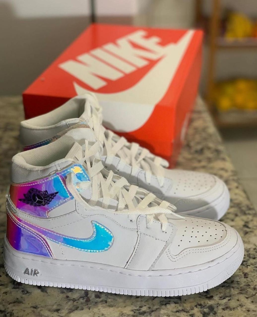 nike jordan holografico