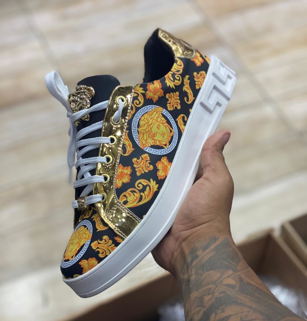 TENIS VERSACE - Comprar em Outlet W Imports