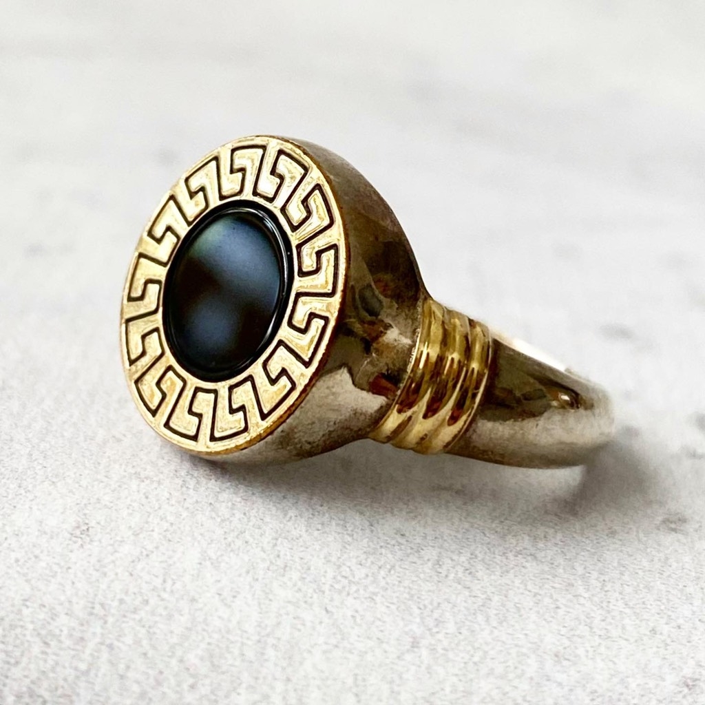 Anillo Bulgari Onix guarda griega plata y oro 7905