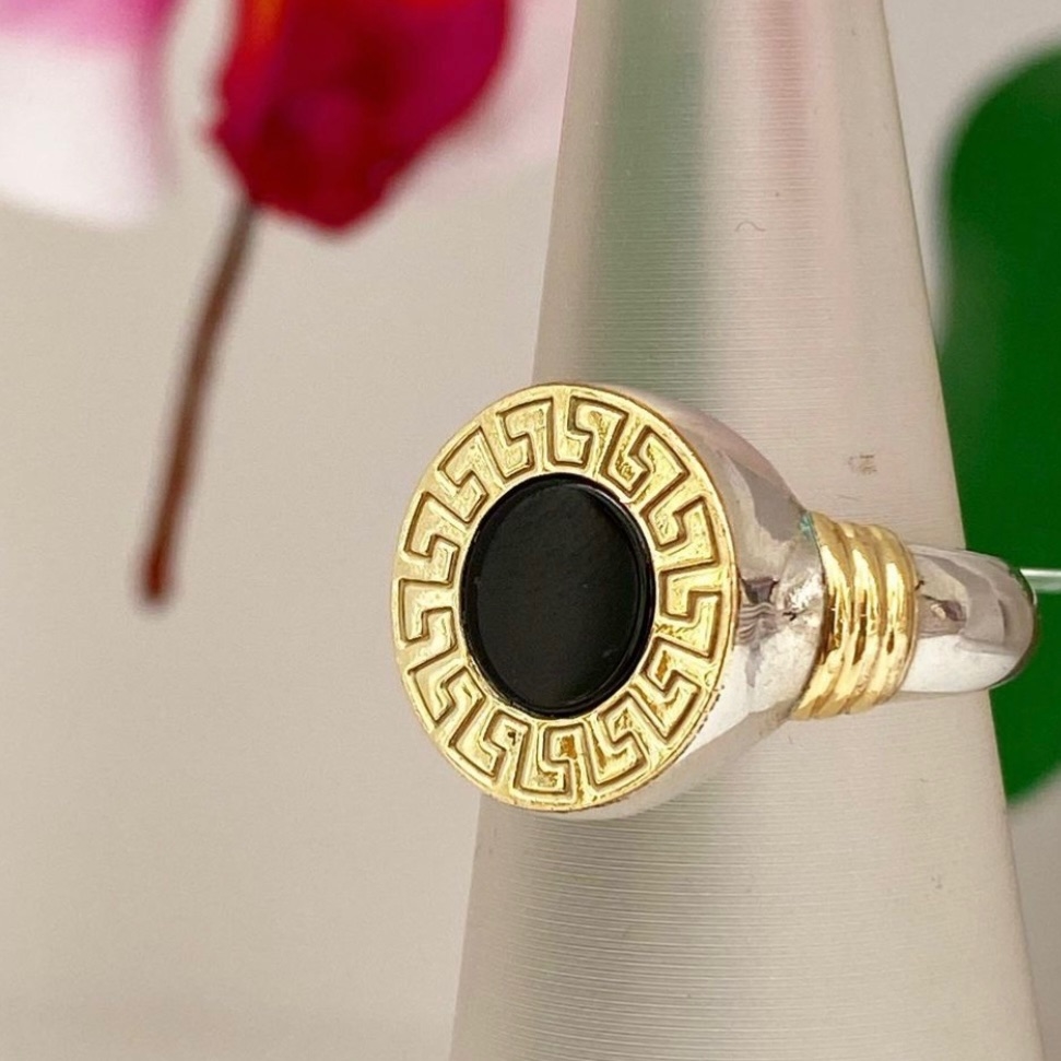 Anillo Bulgari Onix guarda griega plata y oro 7905