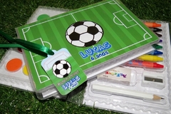Kit com 8 estojos de pintura lembrancinha Futebol com 31 itens completo na internet