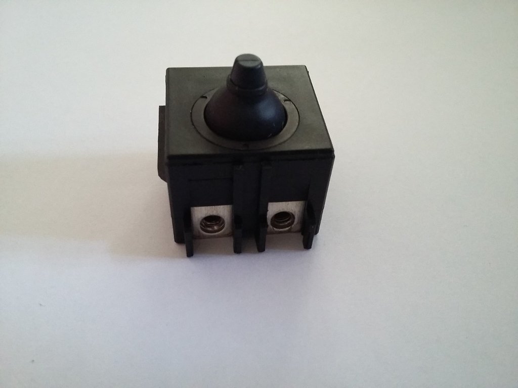 Interruptor Llave Amoladora SKIL 9006 (1619PA1744)