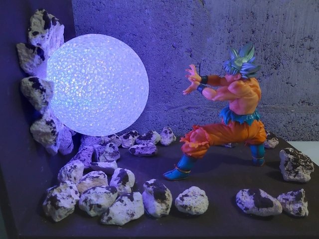Lampara Goku Ultra Instinto - Cuadros Modernos Lampara Goku Ultra Instinto - Cuadros Modernos