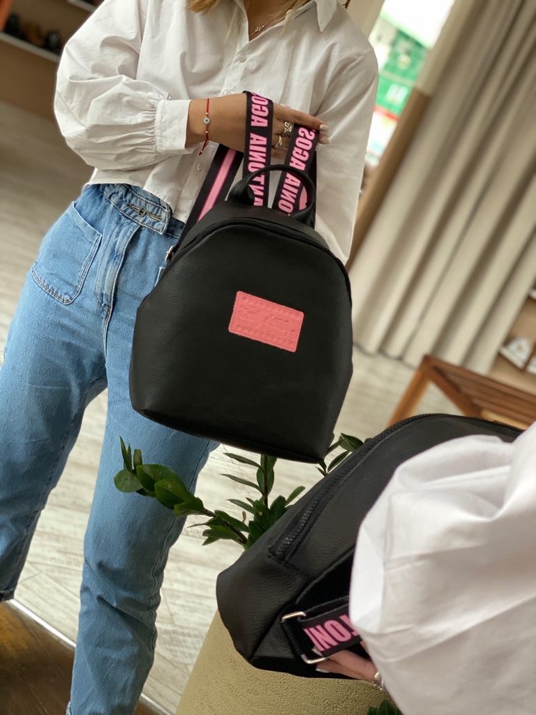 MOCHILA ZAIRA NEGRO Y ROSA - Alucinna Trendy Shoes