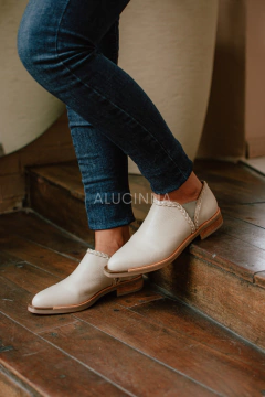 LUCY BEIGE - Alucinna Trendy Shoes