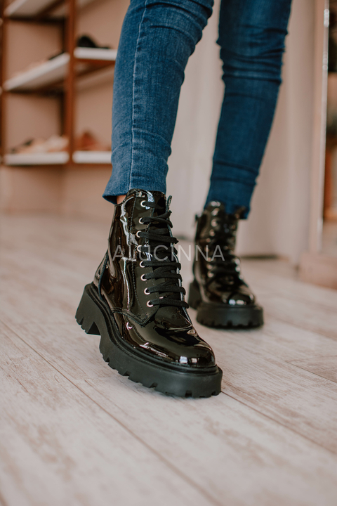 Alucinna Trendy Shoes