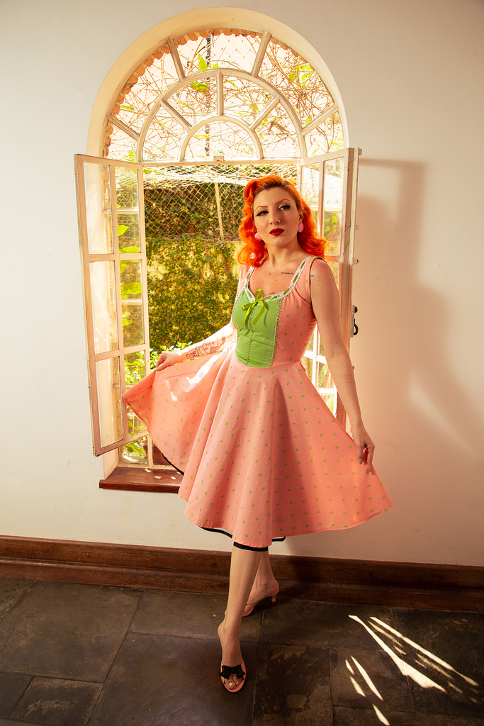 Vestido Barbie Girl Sob Medida - Rainbow Pin Up Store