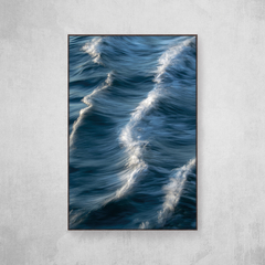 Navy Blue Waves - Artista: Vitor Barbosa