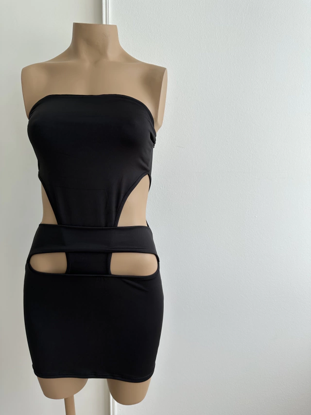 VESTIDO STRAPLESS CUT OUT - Comprar en ruma tienda VESTIDO STRAPLESS CUT OUT - Comprar en ruma tienda