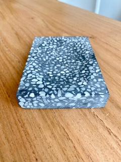 JABONERA TERRAZO PLANA GRIS OSCURO - comprar online