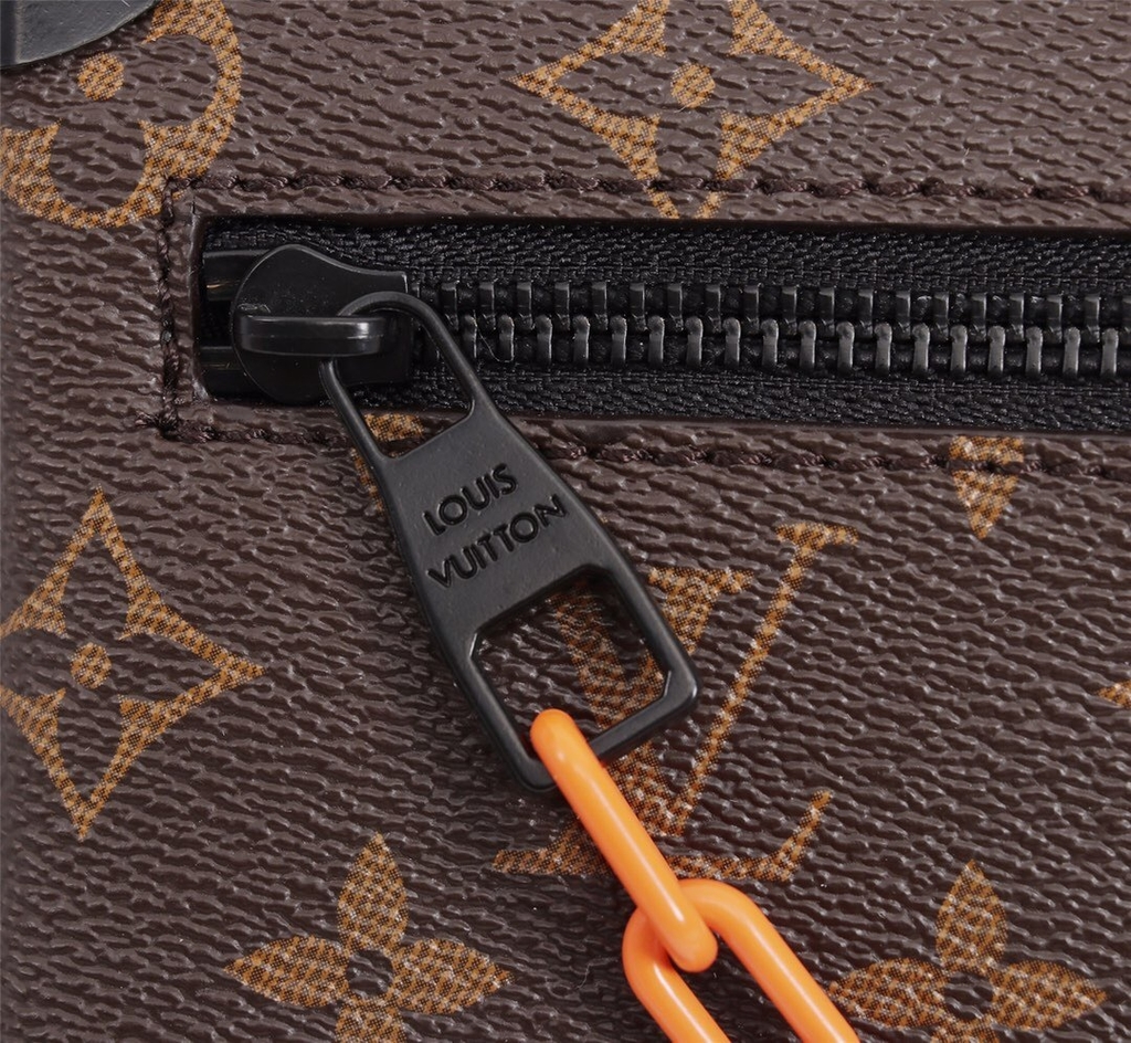 soft trunk bolsa replica