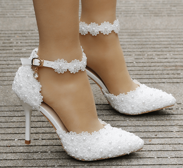 Sapato de noiva com renda - Comprar em Lys Shoetique