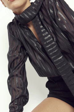 LIPPA shirt en internet