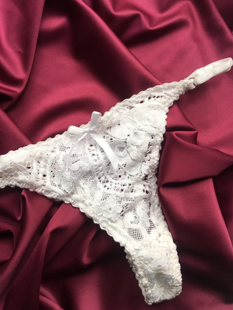 Tanga Lara encaje Blanco - Comprar en ELA DAVICO