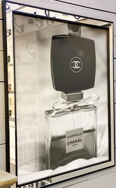 Cuadro Chanel Perfume Up White and Black 66 X 56 CM en internet