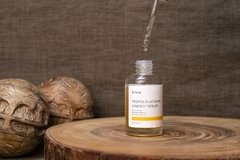 iUNIK - Propolis Vitamin Synergy Serum - comprar online