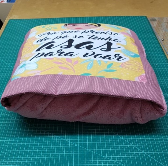 Cobertor Almofada - Frida - Comprar em Estela Junqueira