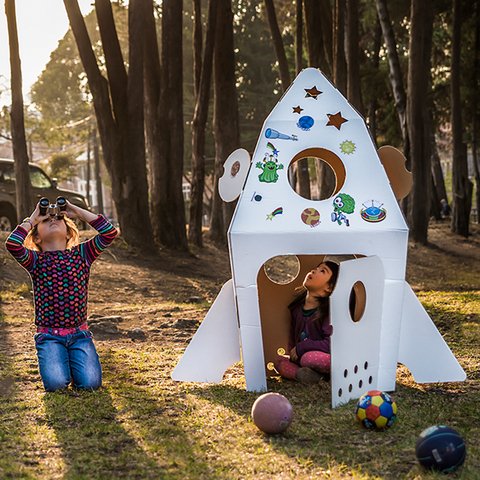Cohete Espacial Mediano Juguete Ecologico Hecho En Carton Reciclado