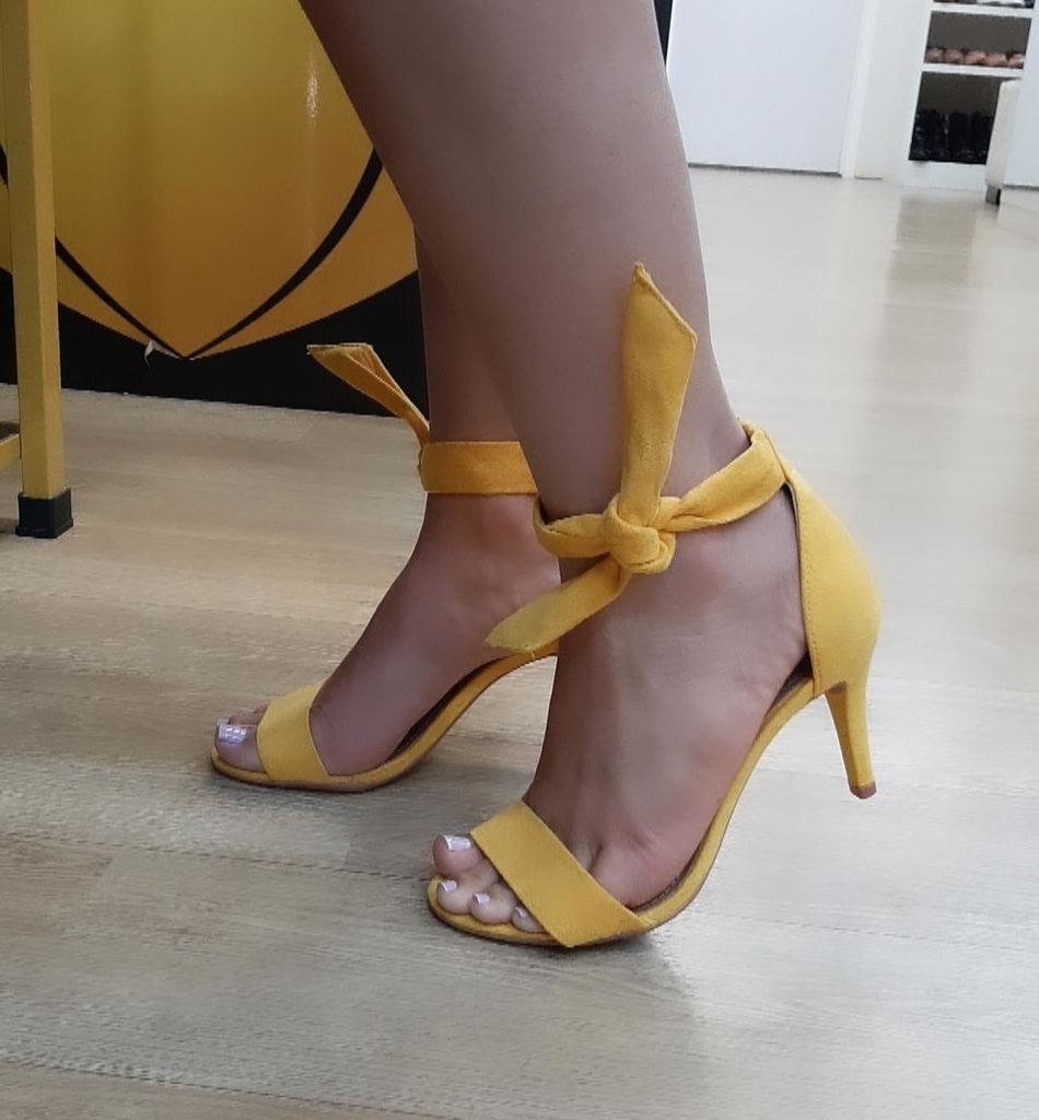 Sandalia com amarracao tornozelo Clearance