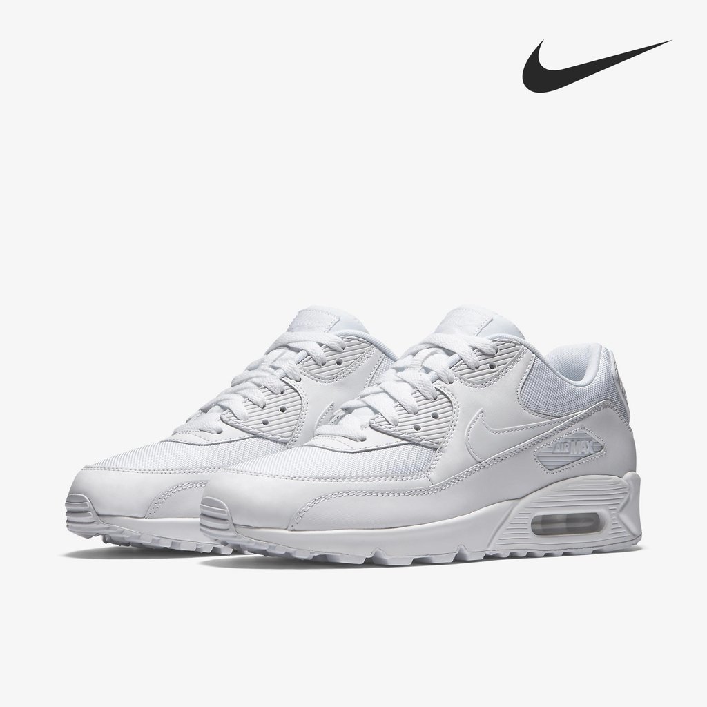 tenis air max essential