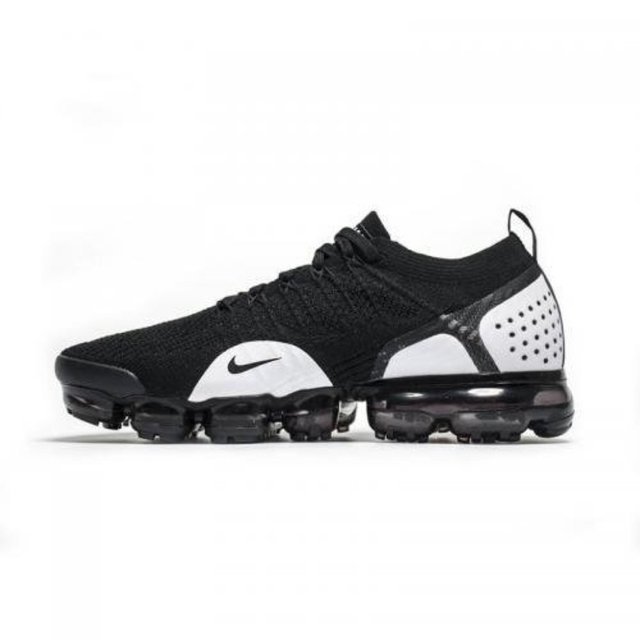 TÊNIS NIKE AIR VAPORMAX FLYKNIT 2.0 PRETO E BRANCO