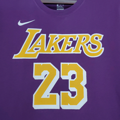T-Shirt LA Lakers - James #23 - Roxa - Nike - Rocha Madrid Sports - Regatas NBA e Camisas de Futebol