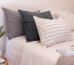 Dormitorio x3 para cama de 1.40- (2 almohadones lisos tusor 50x70cm y 1 almohadones rayado o liso tusor en 40X60cm) - comprar online