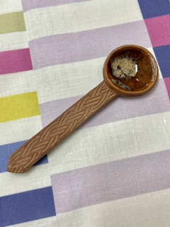 Cuchara de cerámica grabada - Amalia Carrara