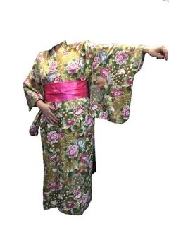 Yukata Feminina Com Estampa De Flores E Pavão - Tam G - comprar online
