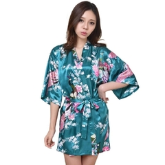Kimono Curto De Cetim Fino Azul Estampa De Pavão *