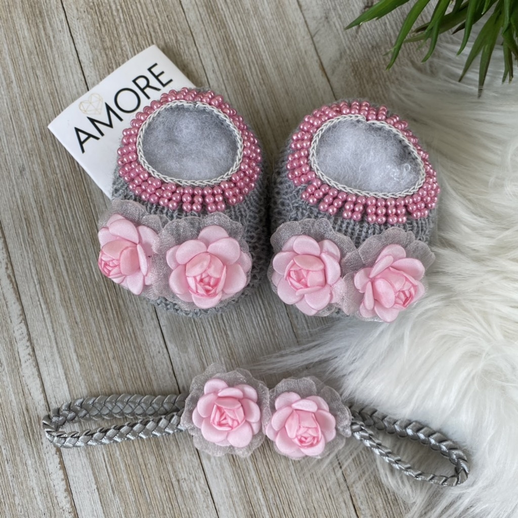 Conjunto Sapatinho de Tricô Duo Colors - Cinza e Rosa - Sapatinho e Faixinha